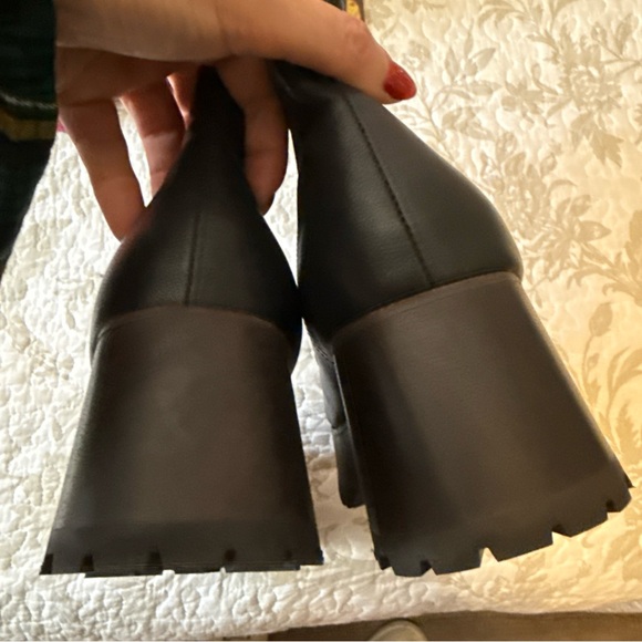 Charlotte Stone women’s like new black platform boots - Picture 7 of 16